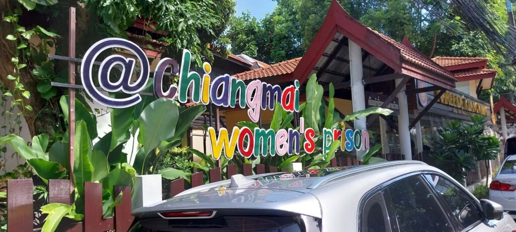 thailande-chiang-mai-massage-prison-femmes